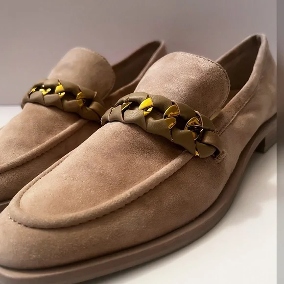 Beige Loafers with Gold Chain Accent - Picture 8 of 9